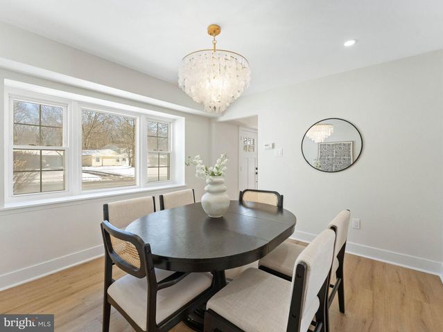 244 EVERGREEN DR, Willingboro, NJ 08046