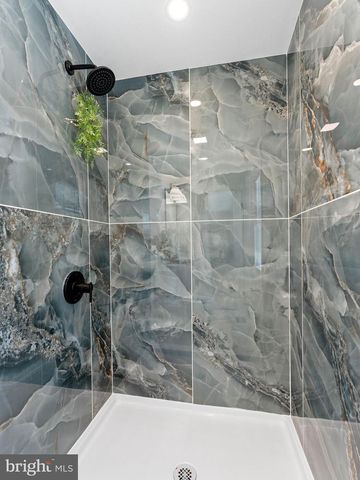 244 EVERGREEN DR, Willingboro, NJ 08046