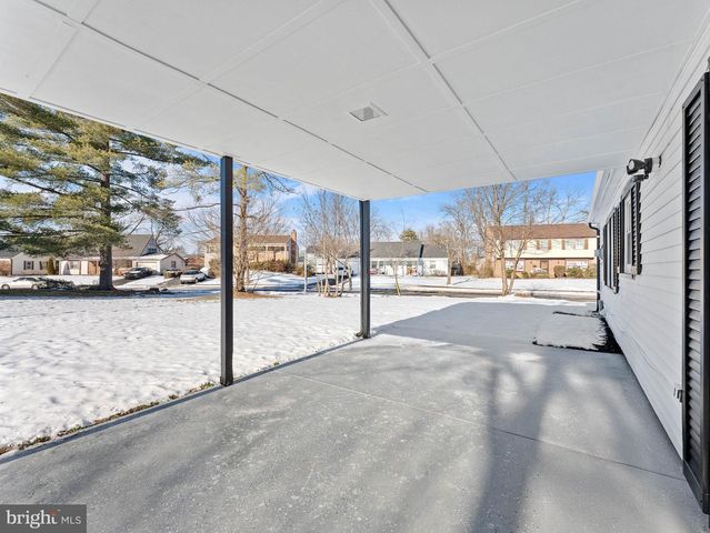 244 EVERGREEN DR, Willingboro, NJ 08046