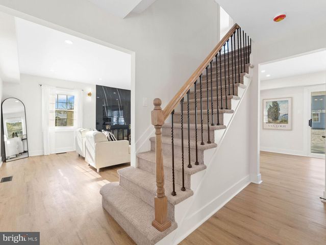 244 EVERGREEN DR, Willingboro, NJ 08046