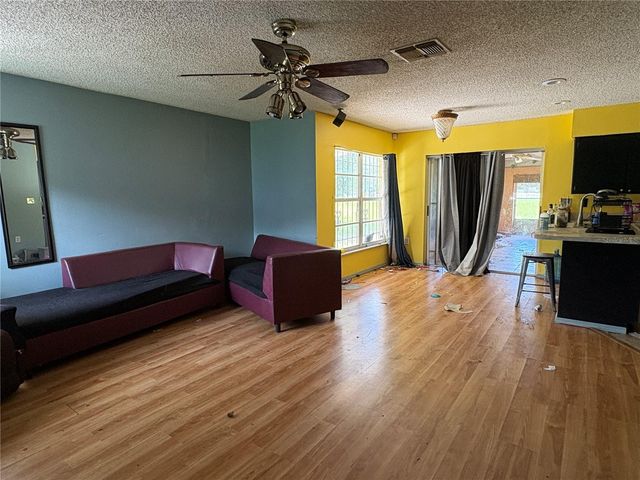 4951 JOHN WESLEY PLACE, Plant City, FL 33567