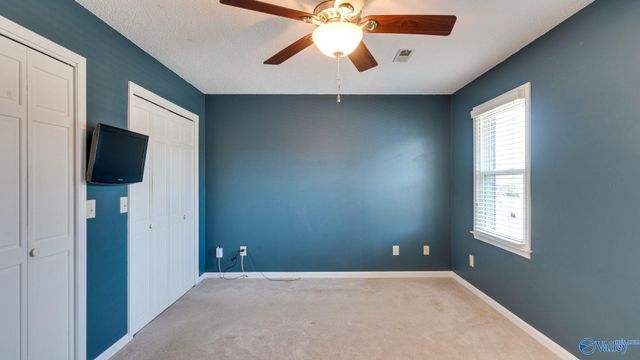 10312 Essex Drive SW, Huntsville, AL 35803