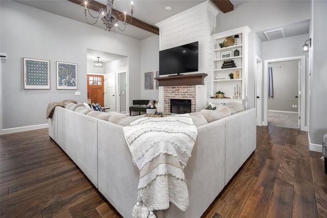 1626 High Ridge Drive, Blanchard, OK 73010