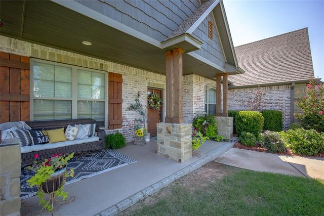 1626 High Ridge Drive, Blanchard, OK 73010