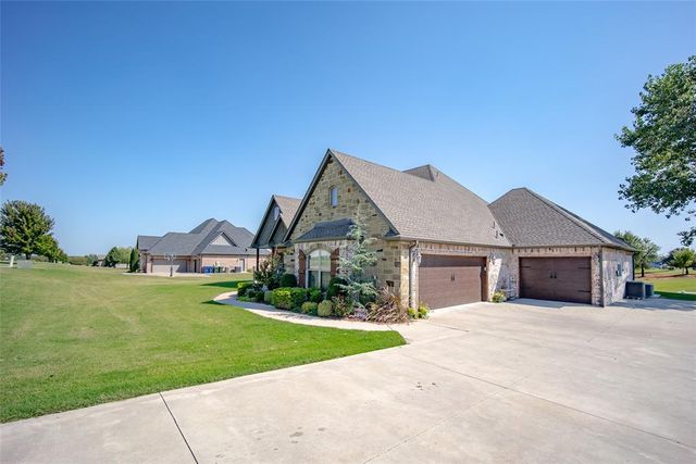 1626 High Ridge Drive, Blanchard, OK 73010