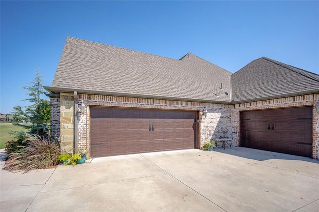 1626 High Ridge Drive, Blanchard, OK 73010