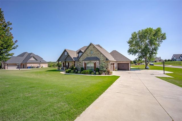 1626 High Ridge Drive, Blanchard, OK 73010