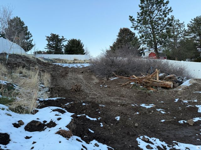 7 ROLLINGWOOD LN, Sandy, UT 84092