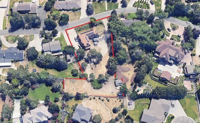 7 ROLLINGWOOD LN, Sandy, UT 84092