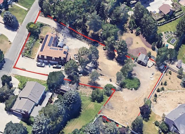 7 ROLLINGWOOD LN, Sandy, UT 84092