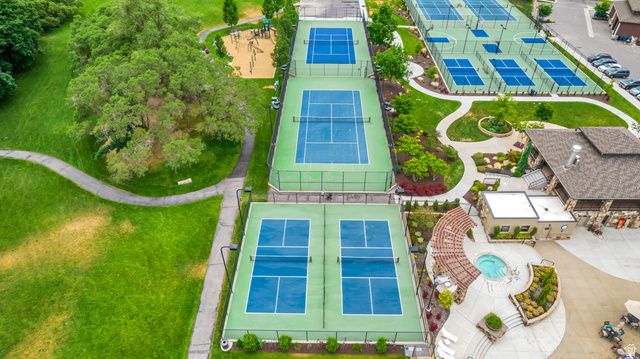 7 ROLLINGWOOD LN, Sandy, UT 84092