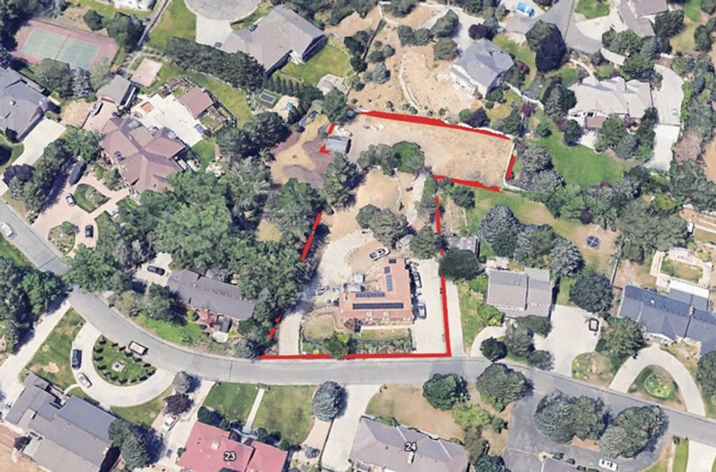 7 ROLLINGWOOD LN, Sandy, UT 84092