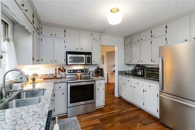 2837 Rosemont Drive, Lawrenceville, GA 30044