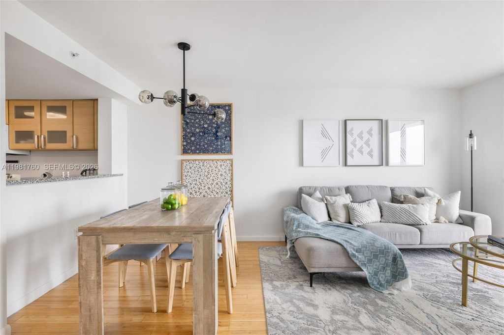 2101 Brickell Ave 1511, Miami, FL 33129