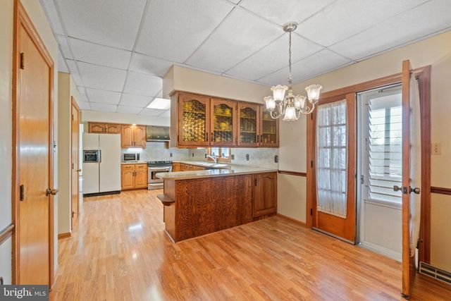 1052 GREEN HILL FARM RD, Reisterstown, MD 21136