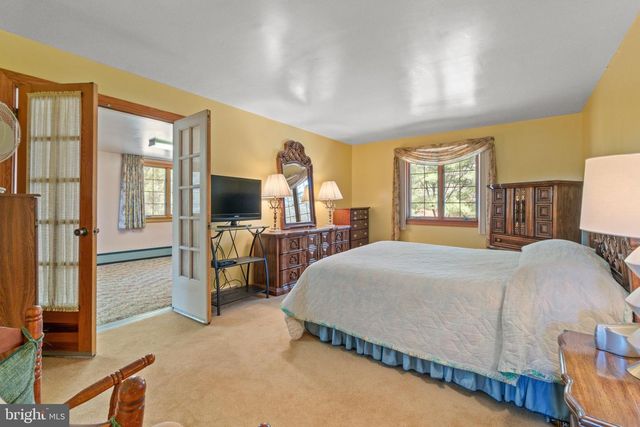 1052 GREEN HILL FARM RD, Reisterstown, MD 21136