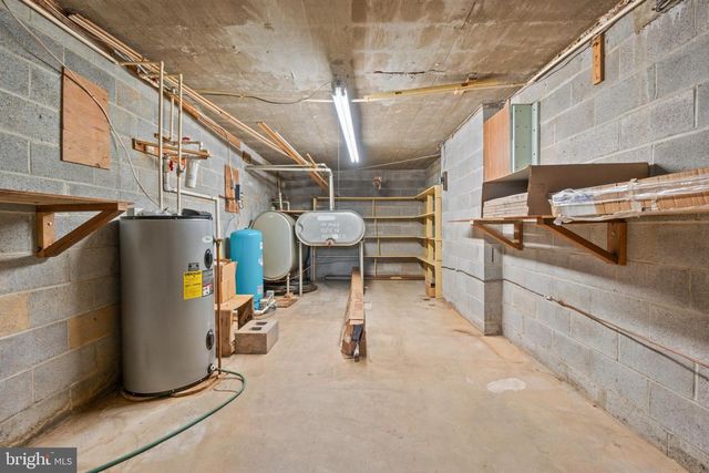 1052 GREEN HILL FARM RD, Reisterstown, MD 21136