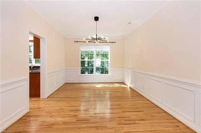 105 Crossing Waters WAY, Yorktown, VA 23690