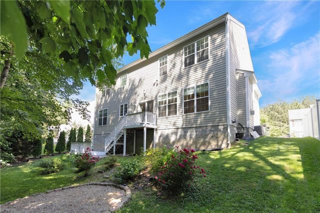 105 Crossing Waters WAY, Yorktown, VA 23690