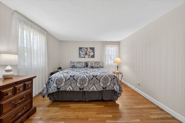 82 Park Rd, Lynn, MA 01904