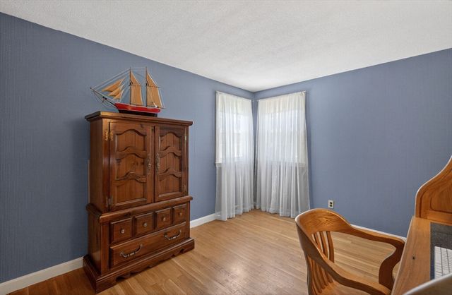 82 Park Rd, Lynn, MA 01904