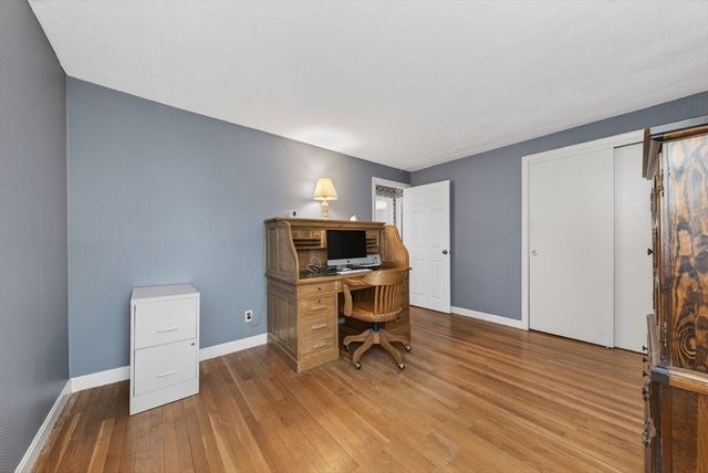 82 Park Rd, Lynn, MA 01904