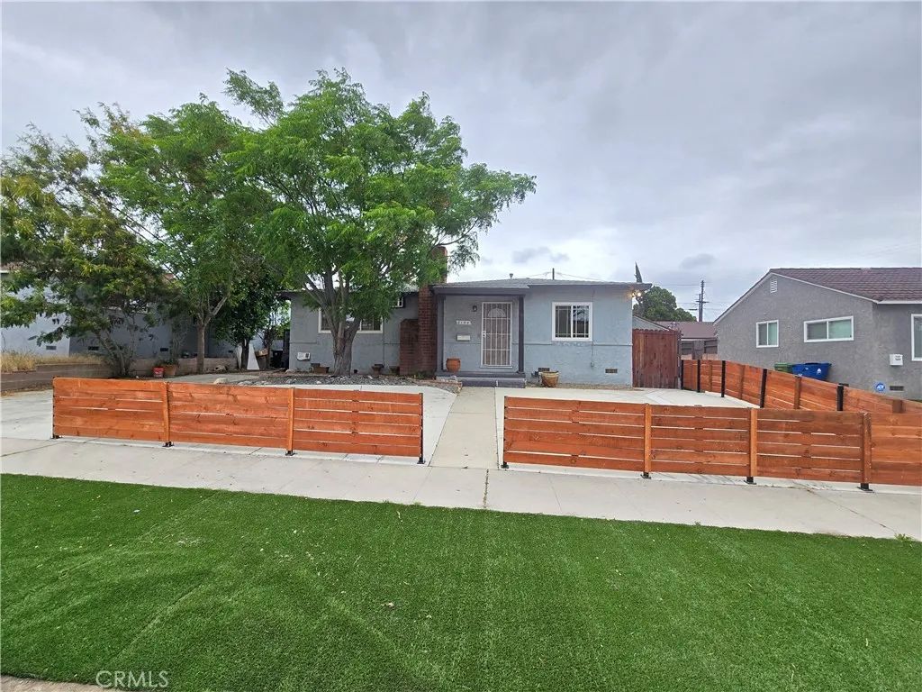 8154 Potter, North Hollywood, CA 91605