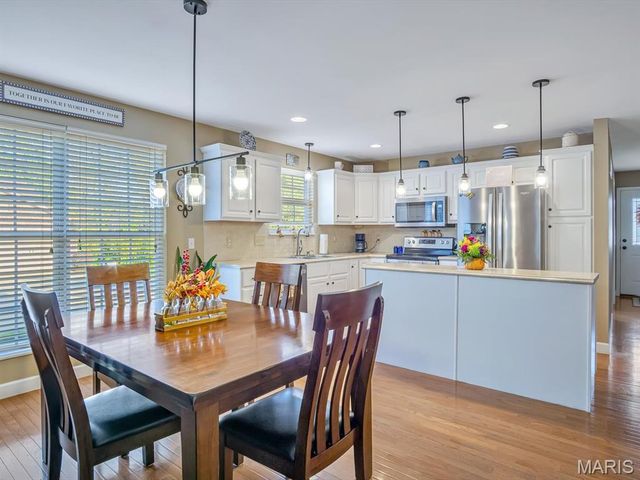 928 Alecia Drive, Waterloo, IL 62298