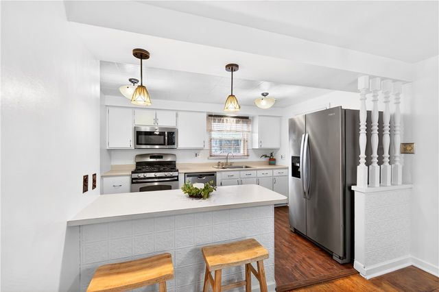 205 Hartle Rd, Shaler, PA 15116