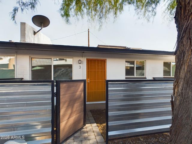 3016 N 37 Street, Phoenix, AZ 85018