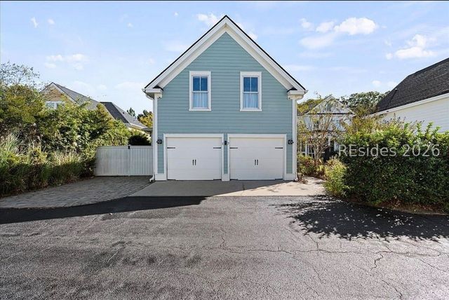 17 Mahalo Ln, Bluffton, SC 29910