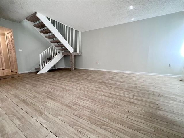 701 N Pine Island Road 303, Plantation, FL 33324