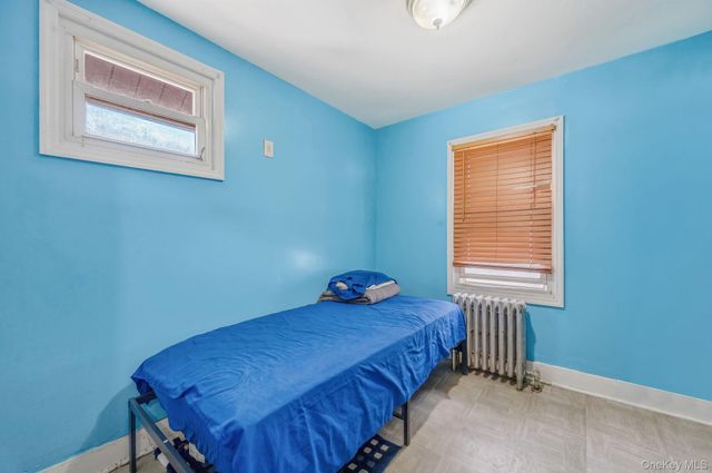 2706 Deerfield Road, Far Rockaway, NY 11691
