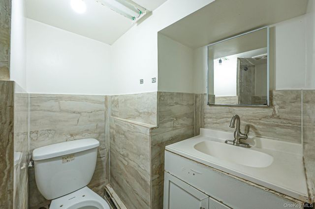 2706 Deerfield Road, Far Rockaway, NY 11691