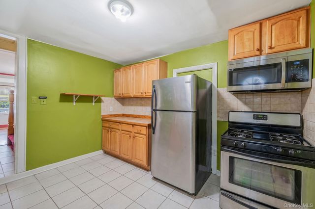 2706 Deerfield Road, Far Rockaway, NY 11691