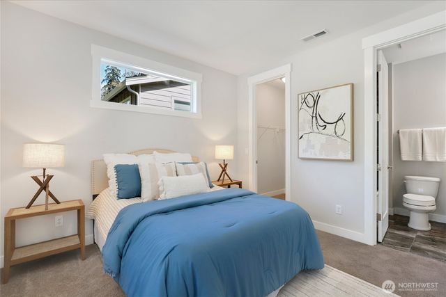 6136 Harbor Inlet Lane NW, Bremerton, WA 98311