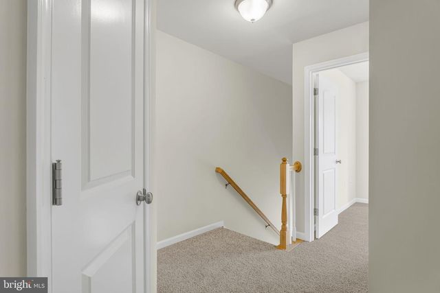976 GREGS DR, Harrisburg, PA 17111