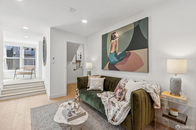 108 Albion Street 108-A, San Francisco, CA 94110