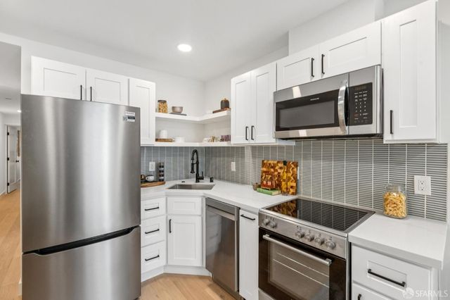 108 Albion Street 108-A, San Francisco, CA 94110
