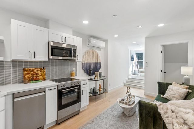 108 Albion Street 108-A, San Francisco, CA 94110