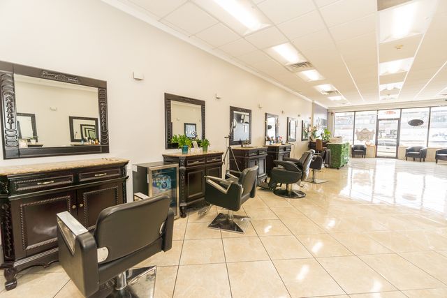 1544 N Mannheim Road, Stone Park, IL 60165