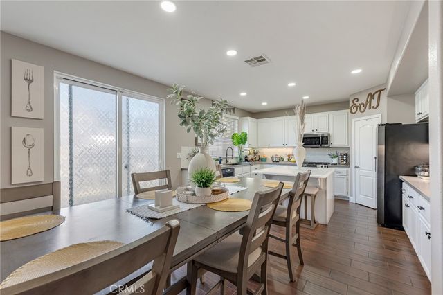 3120 Sand Pine Trail, Hemet, CA 92545