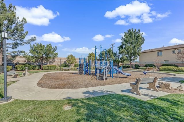 3120 Sand Pine Trail, Hemet, CA 92545