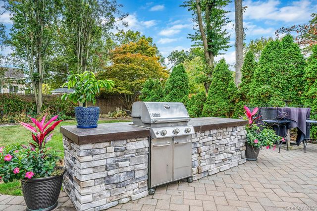 262 W 9th Street, Deer Park, NY 11729
