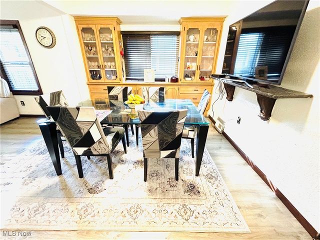 580 Elko Avenue, Akron, OH 44305