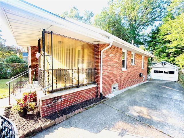 580 Elko Avenue, Akron, OH 44305