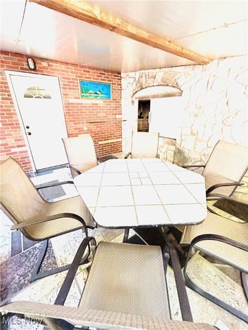 580 Elko Avenue, Akron, OH 44305