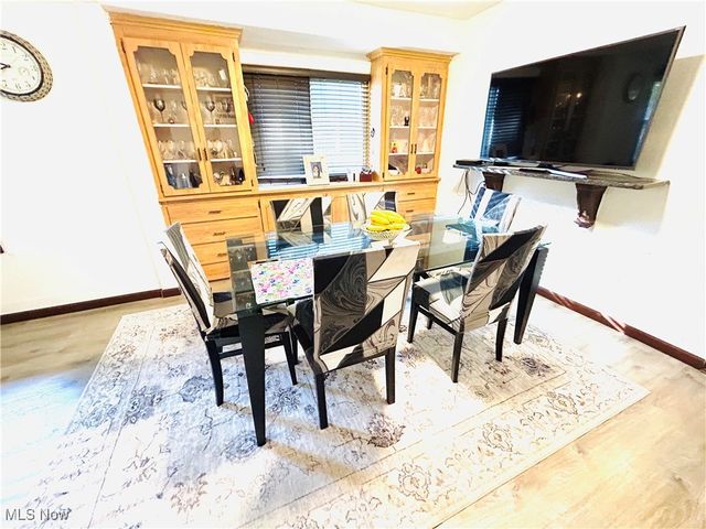 580 Elko Avenue, Akron, OH 44305