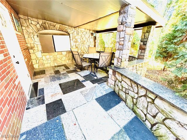 580 Elko Avenue, Akron, OH 44305