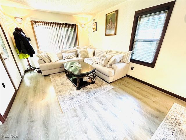 580 Elko Avenue, Akron, OH 44305